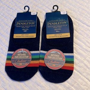 Pendleton moc socks
